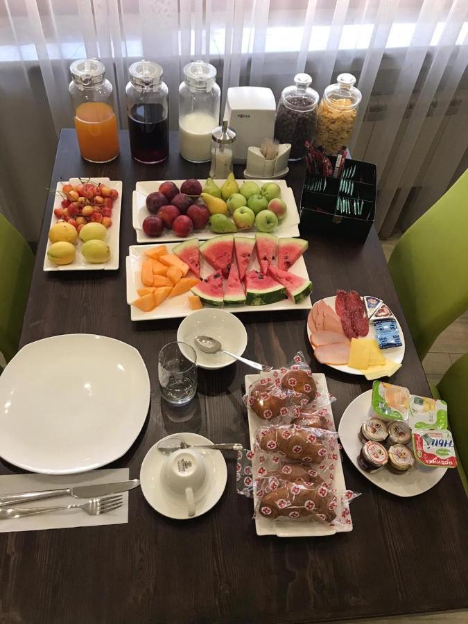 4Room Hotel Erywań Zewnętrze zdjęcie