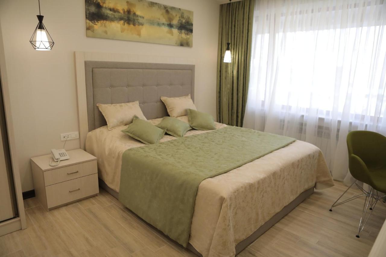 4Room Hotel Erywań Zewnętrze zdjęcie