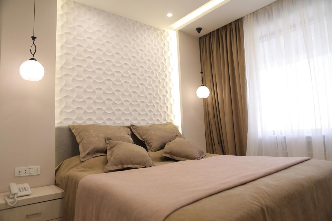 4Room Hotel Erywań Zewnętrze zdjęcie