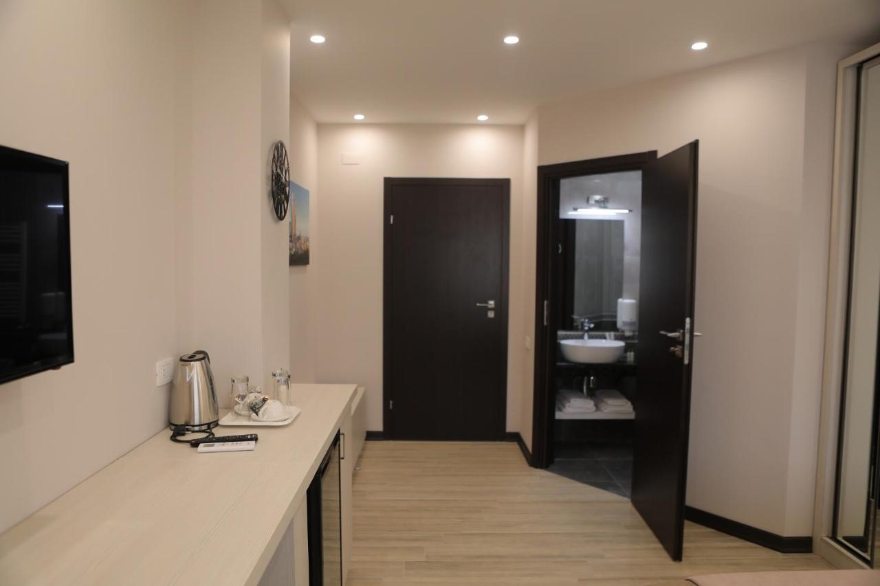 4Room Hotel Erywań Zewnętrze zdjęcie
